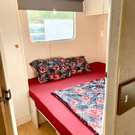 Caravan Rosa Camping
